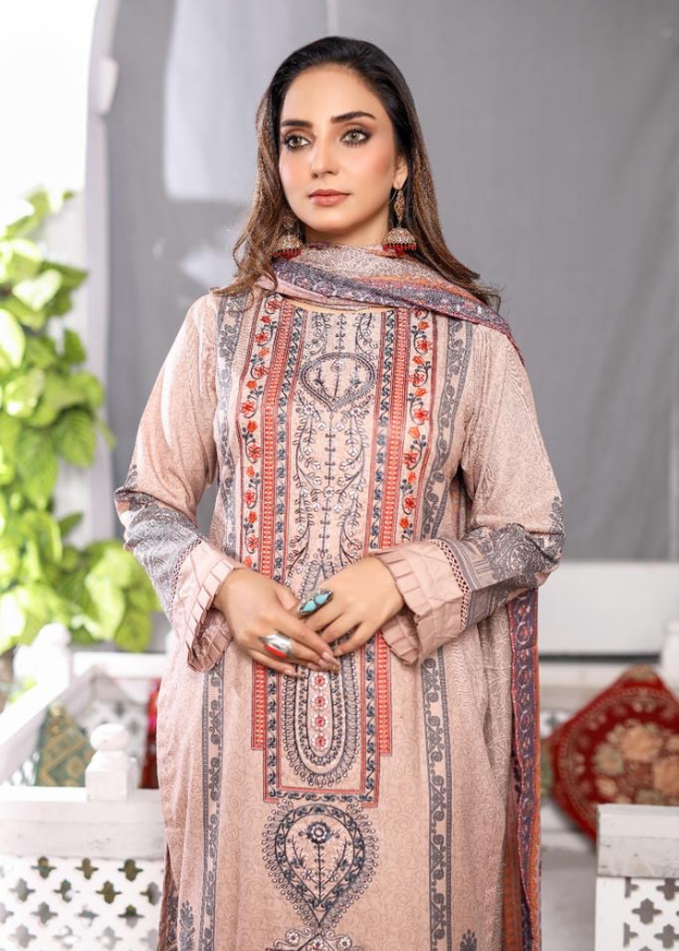 Haniya Embroidered Dhanak 3 Piece Suit H-32