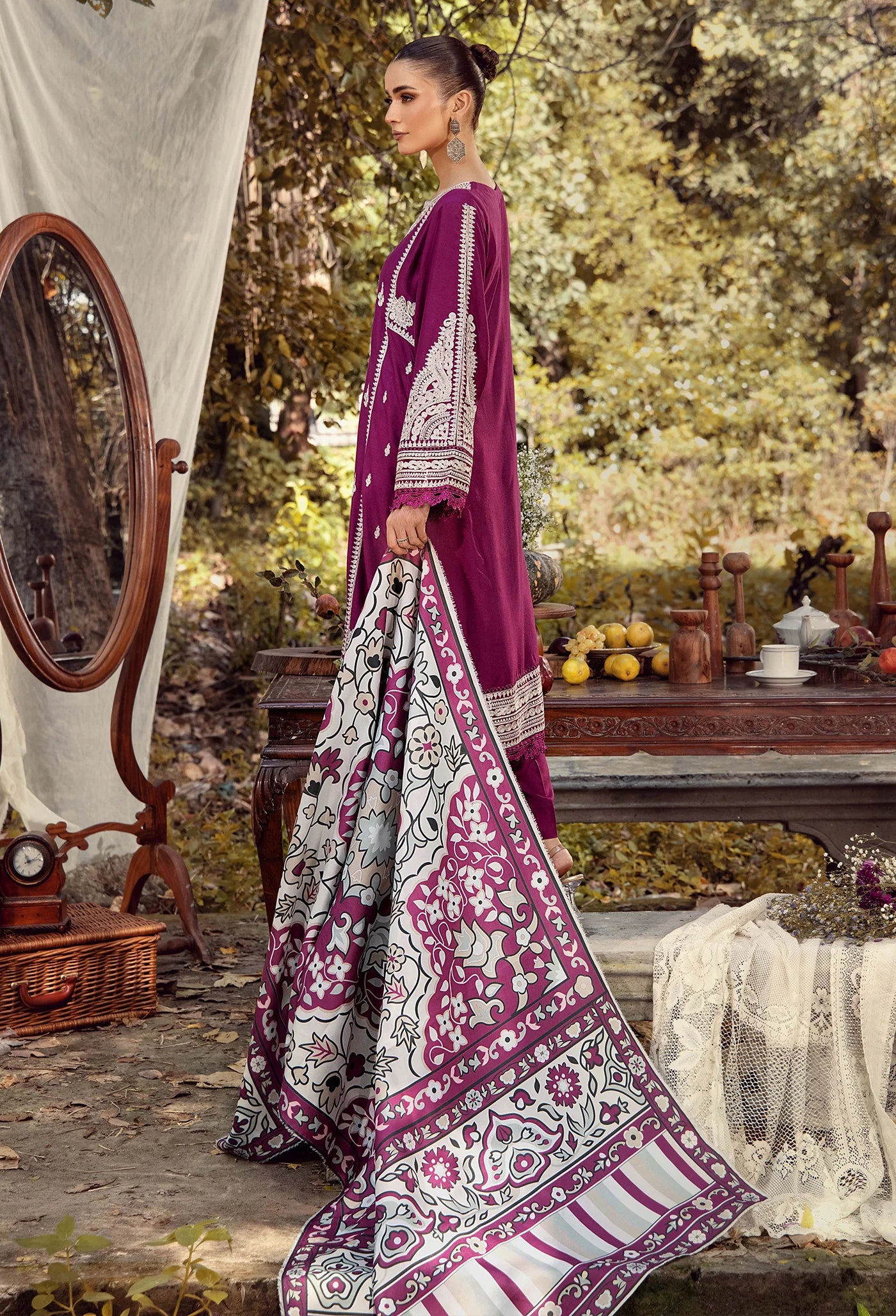 Adan Libas Embroidered Linen Suit 7660