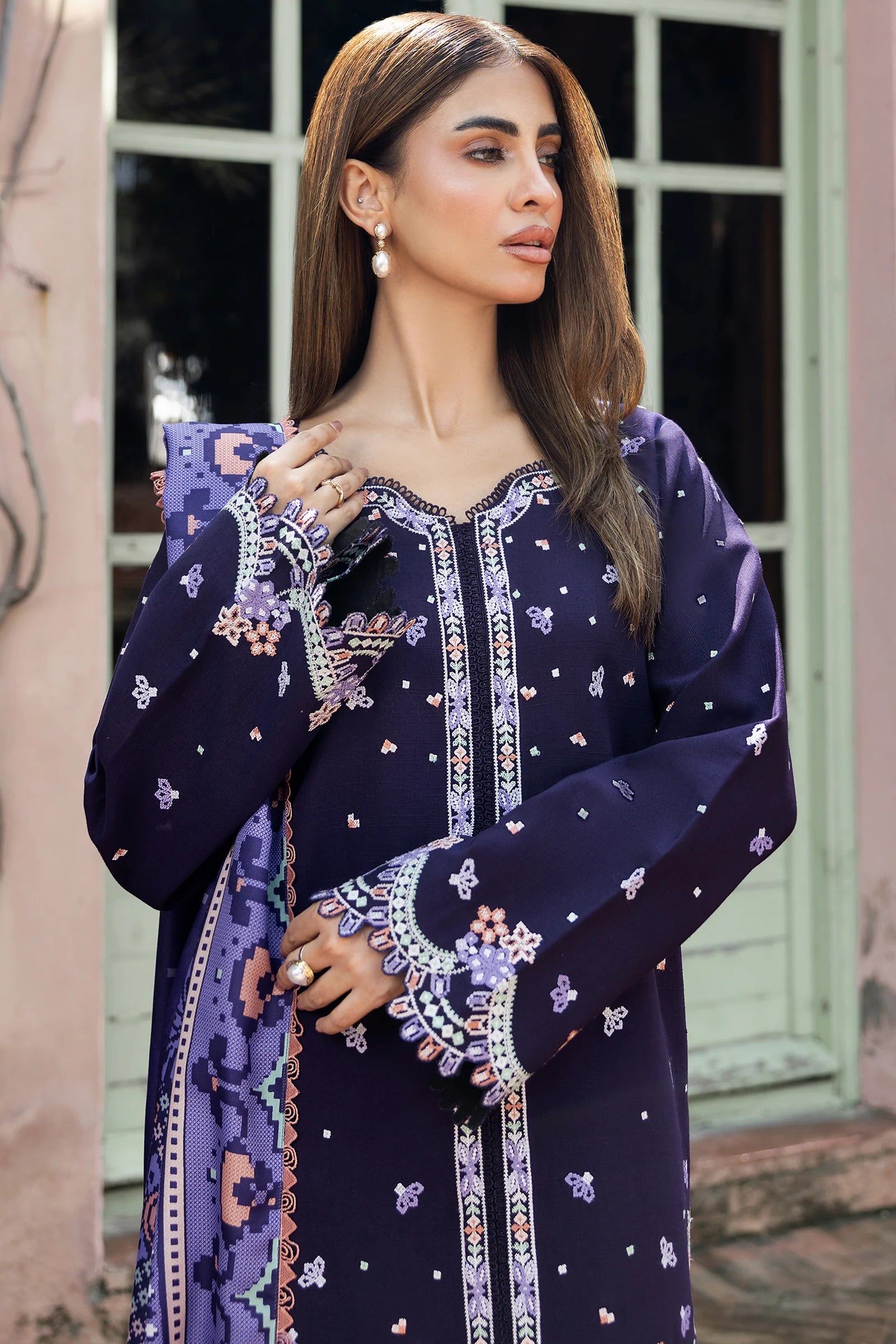 Farasha PK Embroidered Khaddar Suit Dewsay