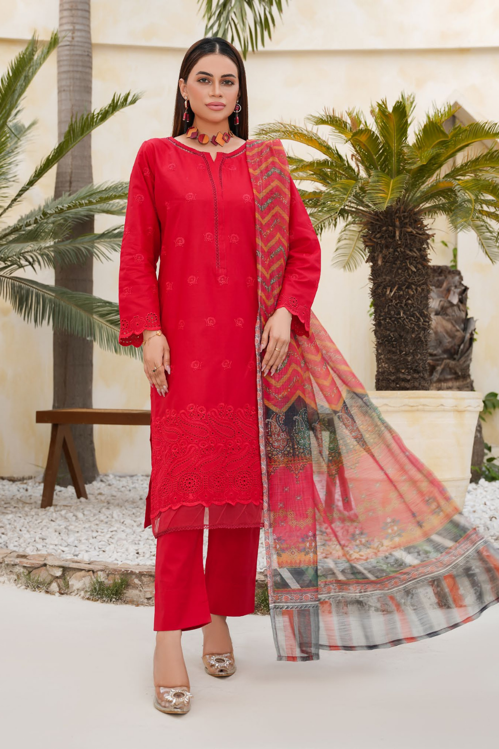 Dynia's By Bin Saeed Embroidered Chickenkari Lawn Suit BS-108