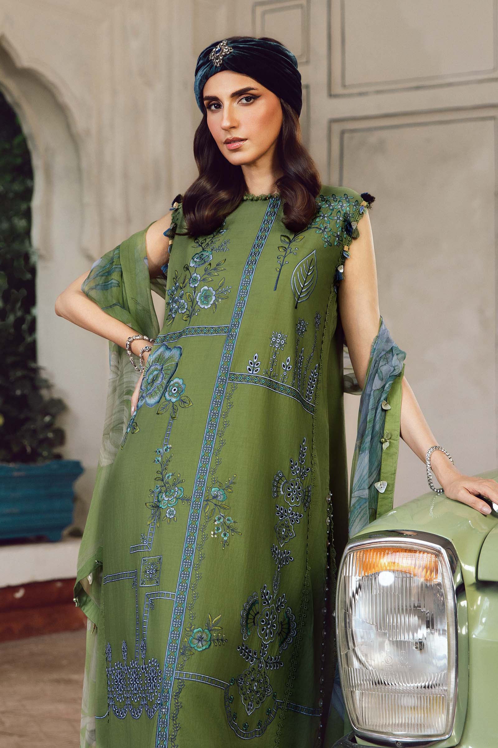 Maria B 3PC Embroidered Cambric Suit MPT-2701-A