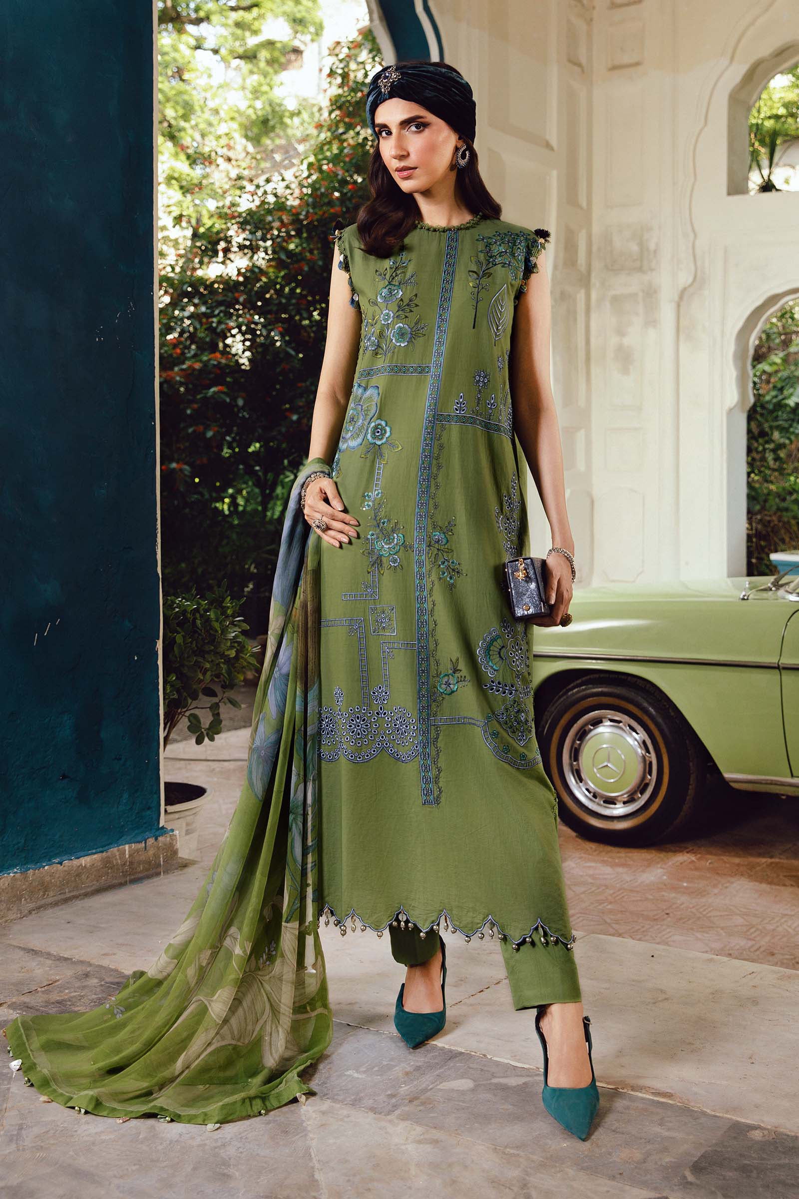 Maria B 3PC Embroidered Cambric Suit MPT-2701-A