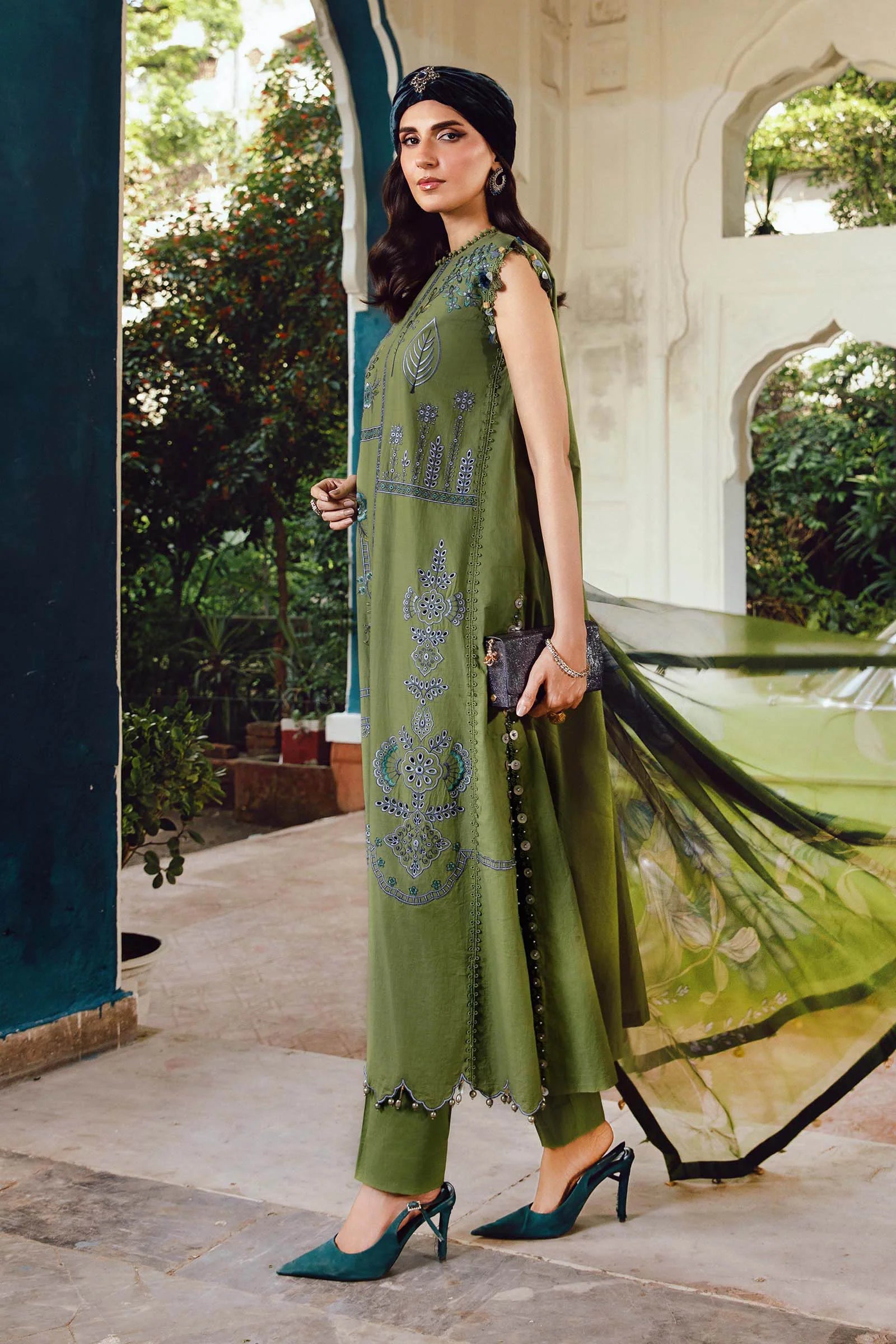Maria B 3PC Embroidered Cambric Suit MPT-2701-A