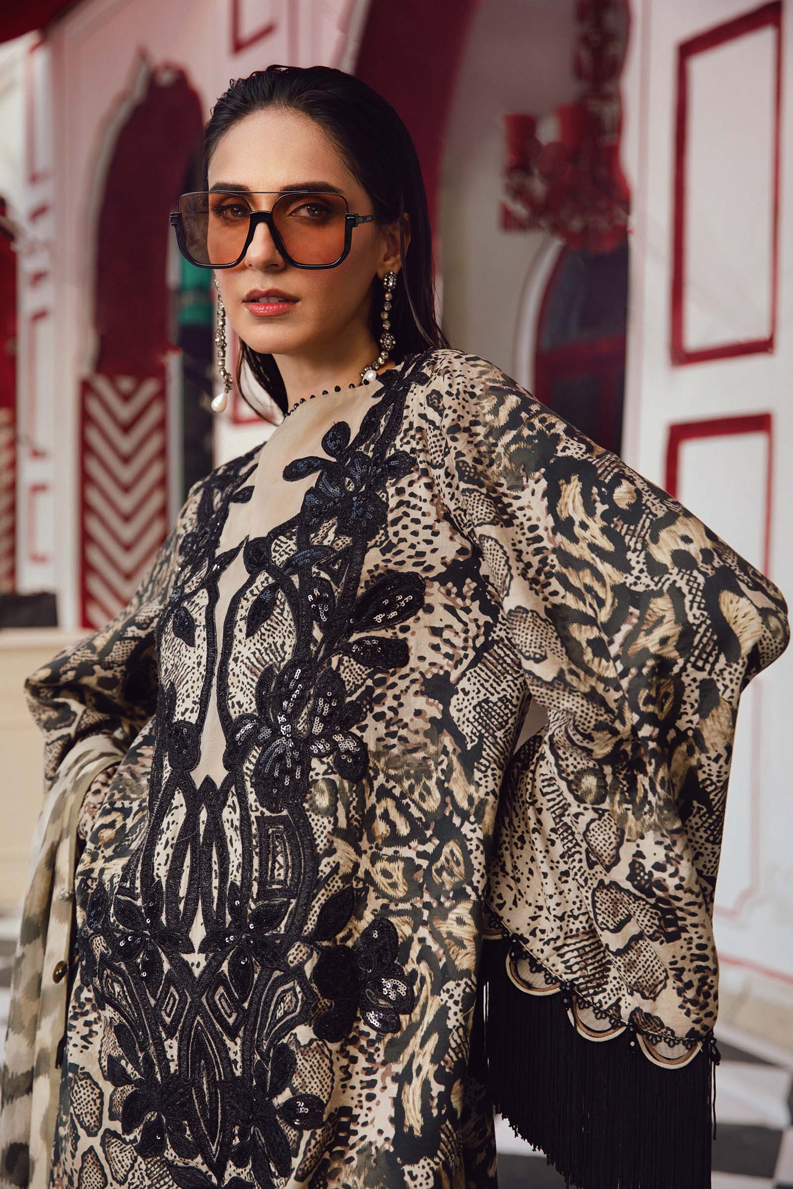Maria B 3PC Embroidered Cambric Suit MPT-2702-B