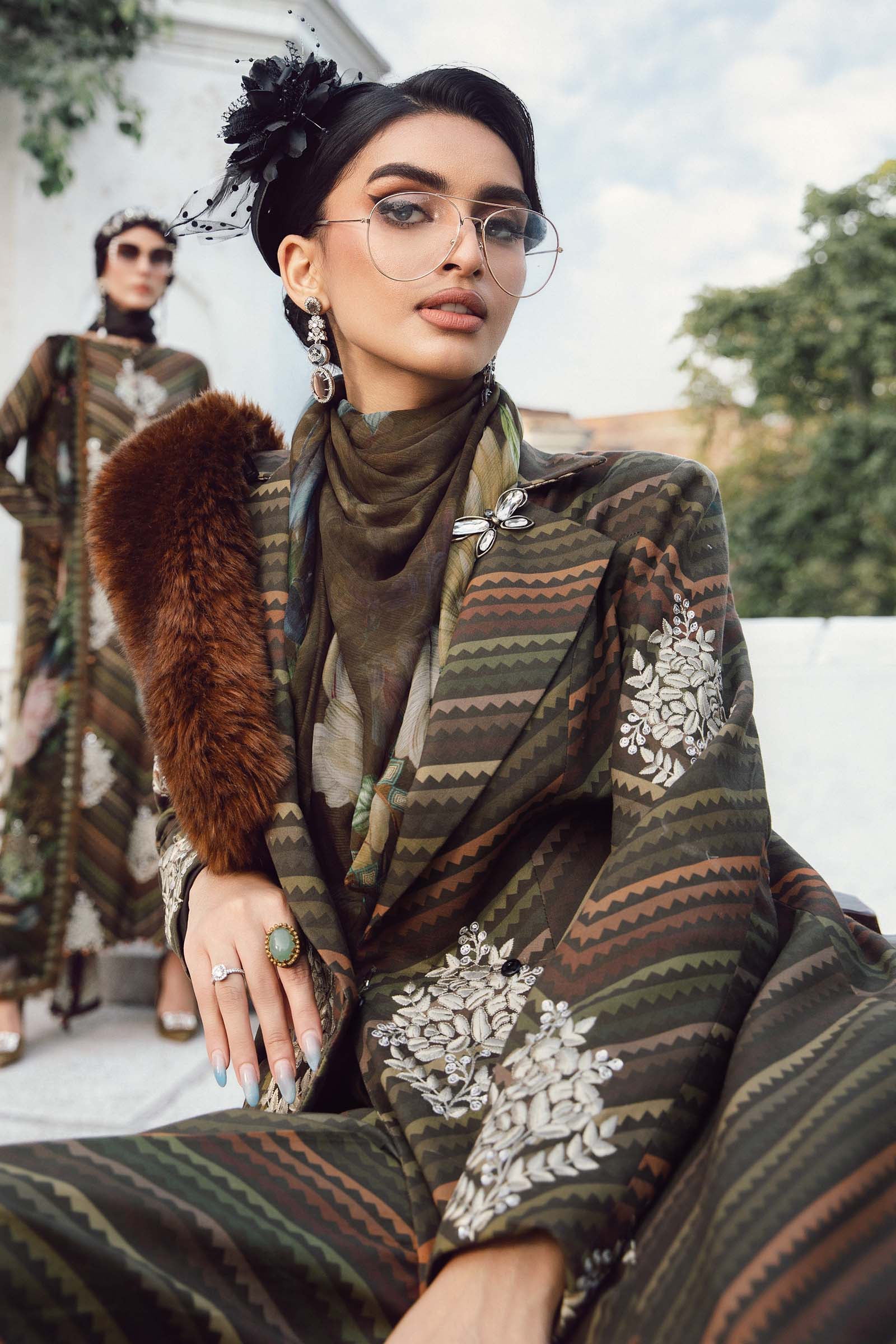 Maria B 3PC Embroidered Cambric Suit MPT-2705-B