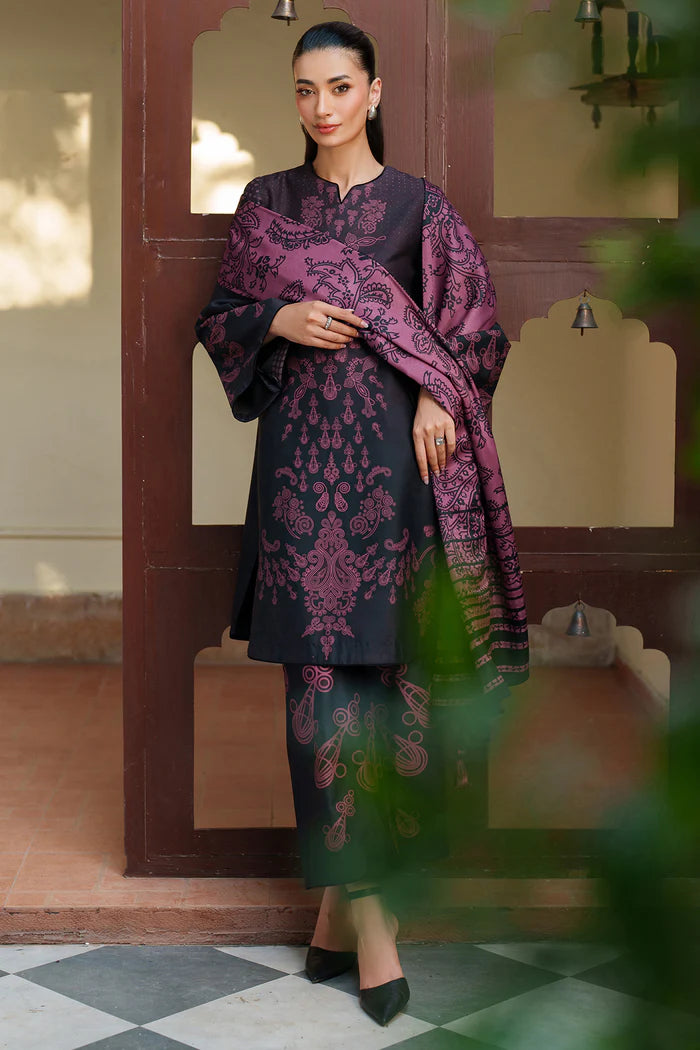 Jazmin Embroidered Viscose Suit UW-0182