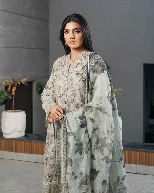 Munira Embroidered Lawn 3 Piece Suit MSL131