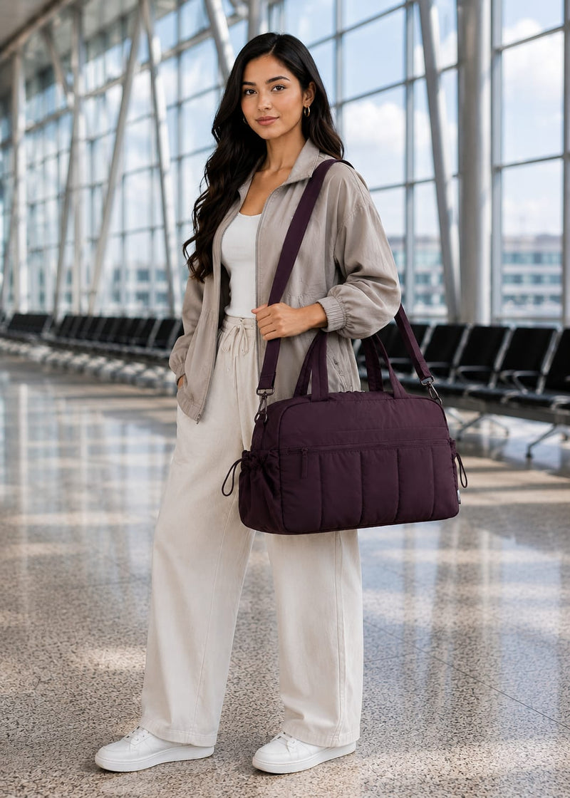BAGSMART 24L Women’s Crimson Purple Gym & Travel Bag with Wet Pocket – Weekend Overnight Cabin Holdall with Trolley Sleeve (Copy)