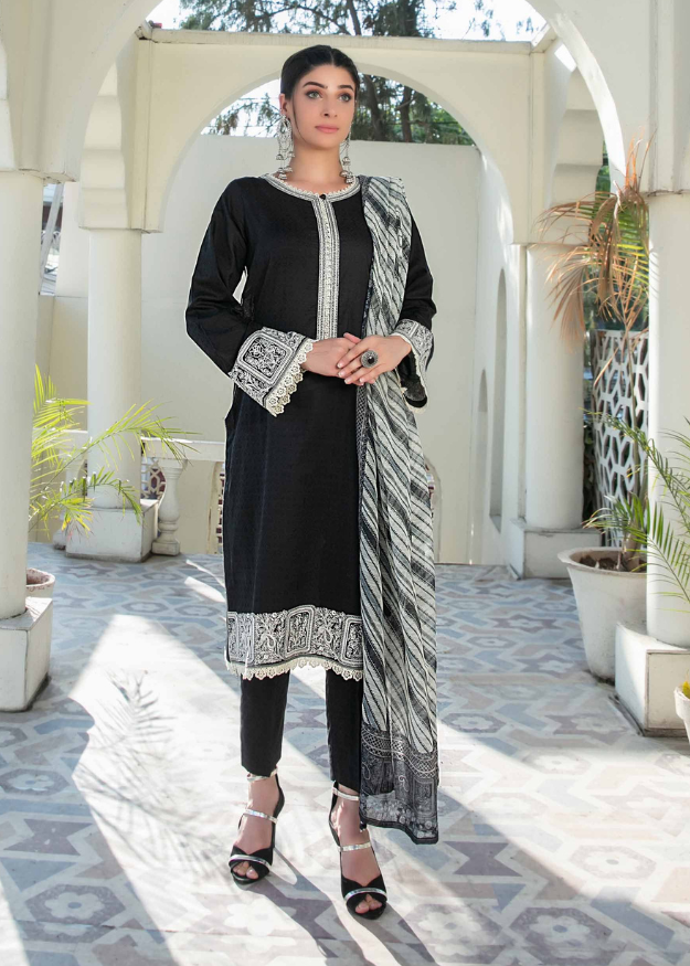 Tawakkal Embroidered Lawn 3 Piece Suit D8704